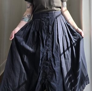 Pleated Linen/cotton Skirt 1X